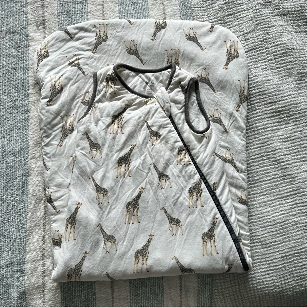 Kyte baby giraffe sleep sack
